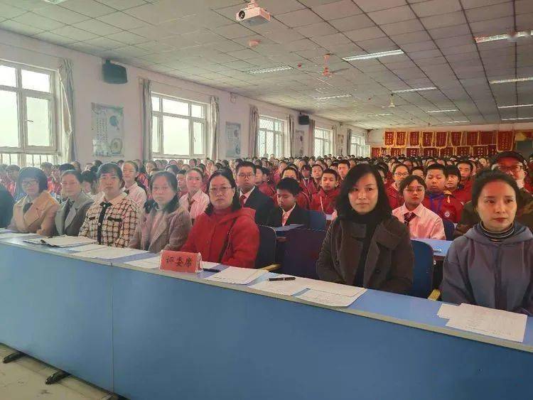 忻州七中老师照片图片