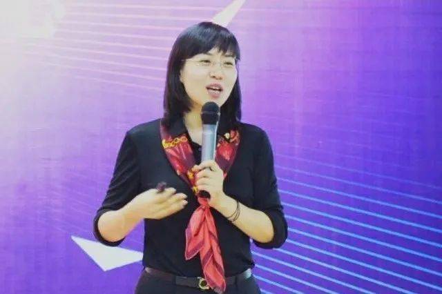 随后,小象智合创始人兼ceo陈彦女士向各位来访朋友展示了小象智合的