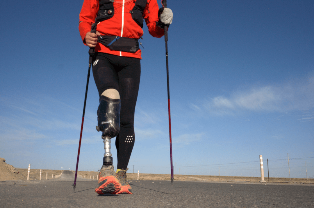 用一条腿创造世界纪录!