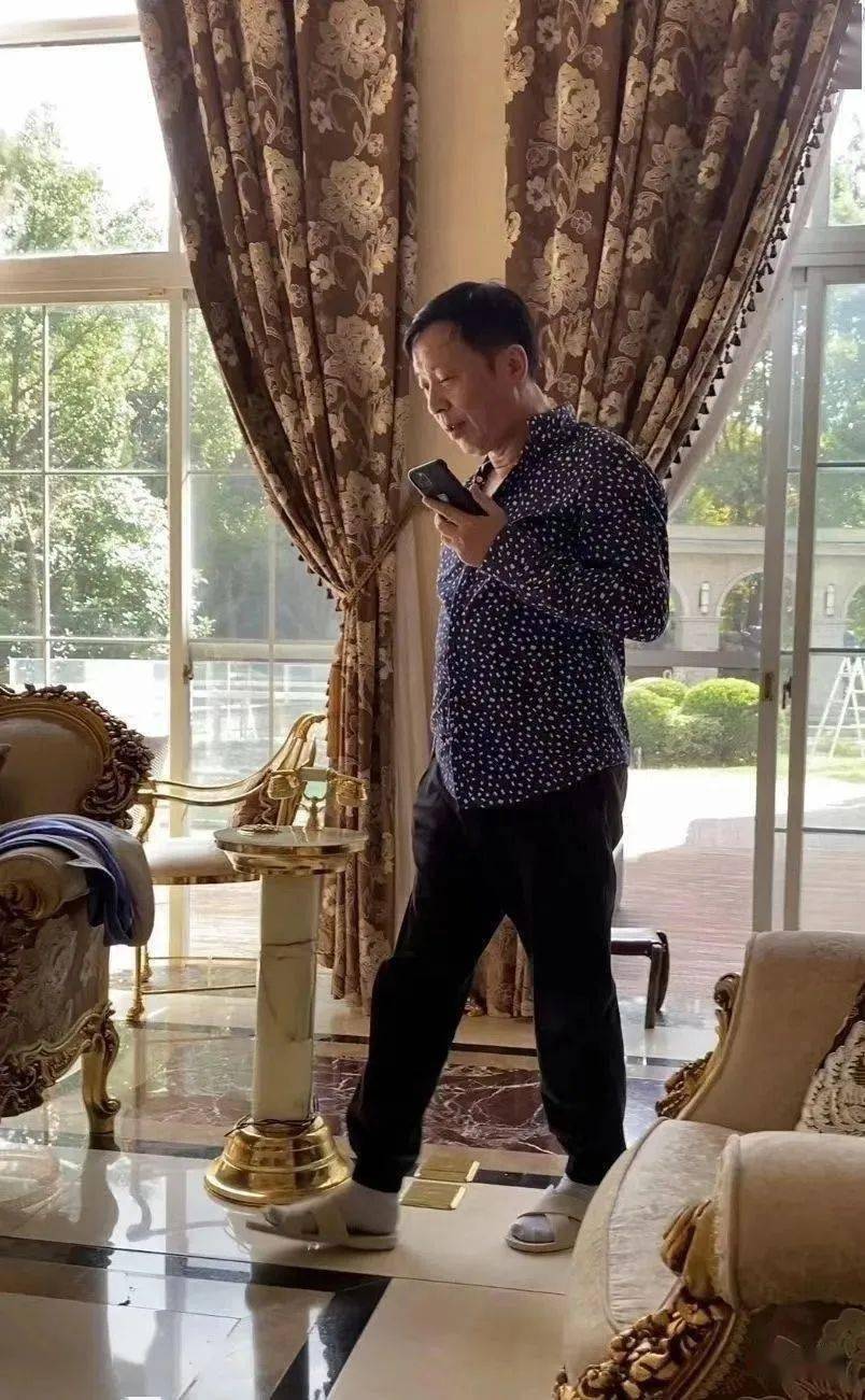 刘益谦从摆摊少年到百亿富豪