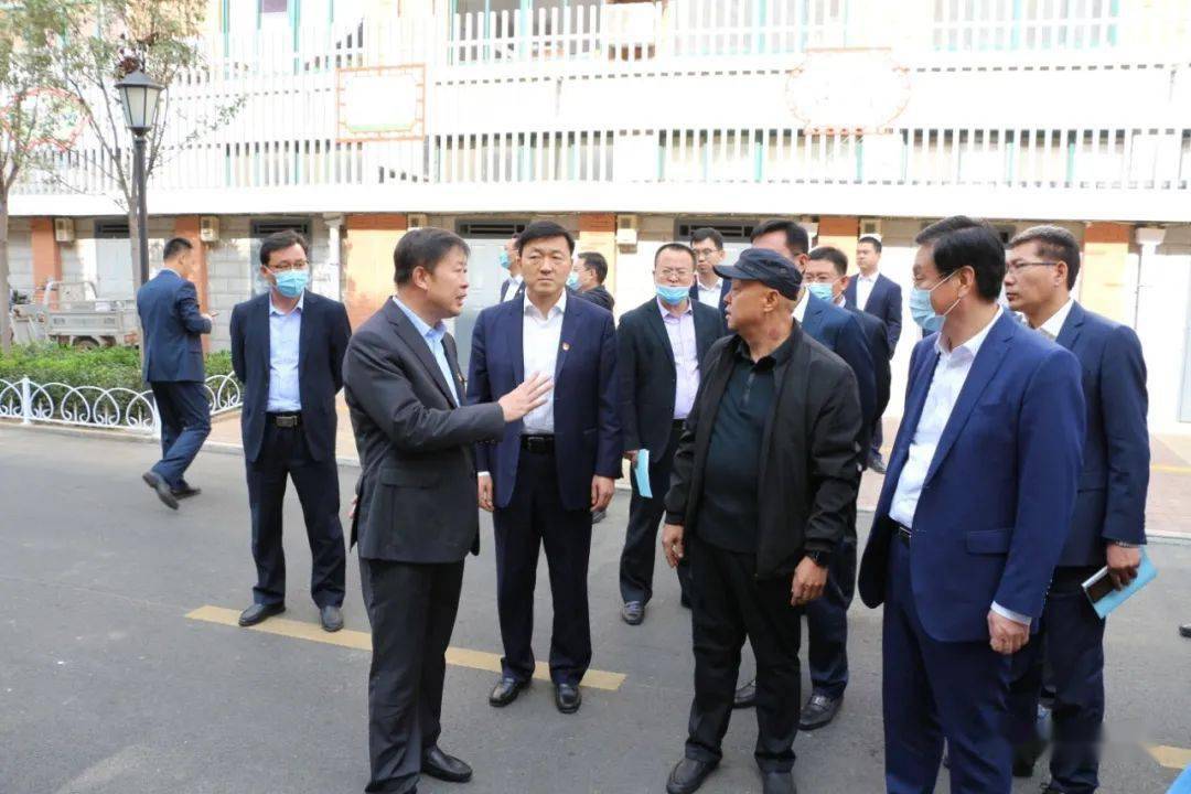 潍坊高密党政考察团赴胶州学习考察