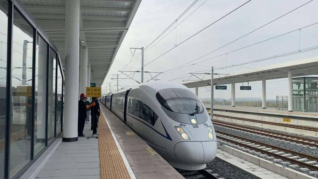 连镇高铁淮安至镇江段开始试运行
