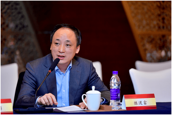 证券时报社专家委员会建言中国经济:"十四五"期间应兼