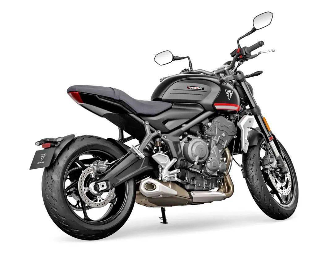 凯旋摩托发布全新三汽缸街车 trident 660
