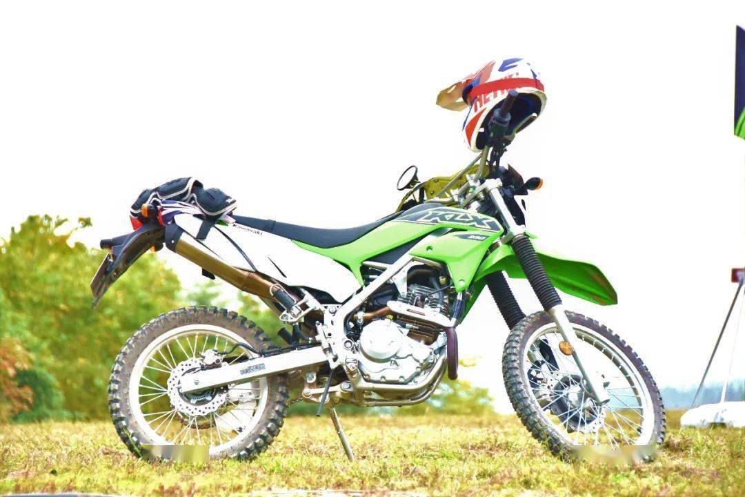 林道精灵:川崎klx230试驾体验_搜狐汽车_搜狐网