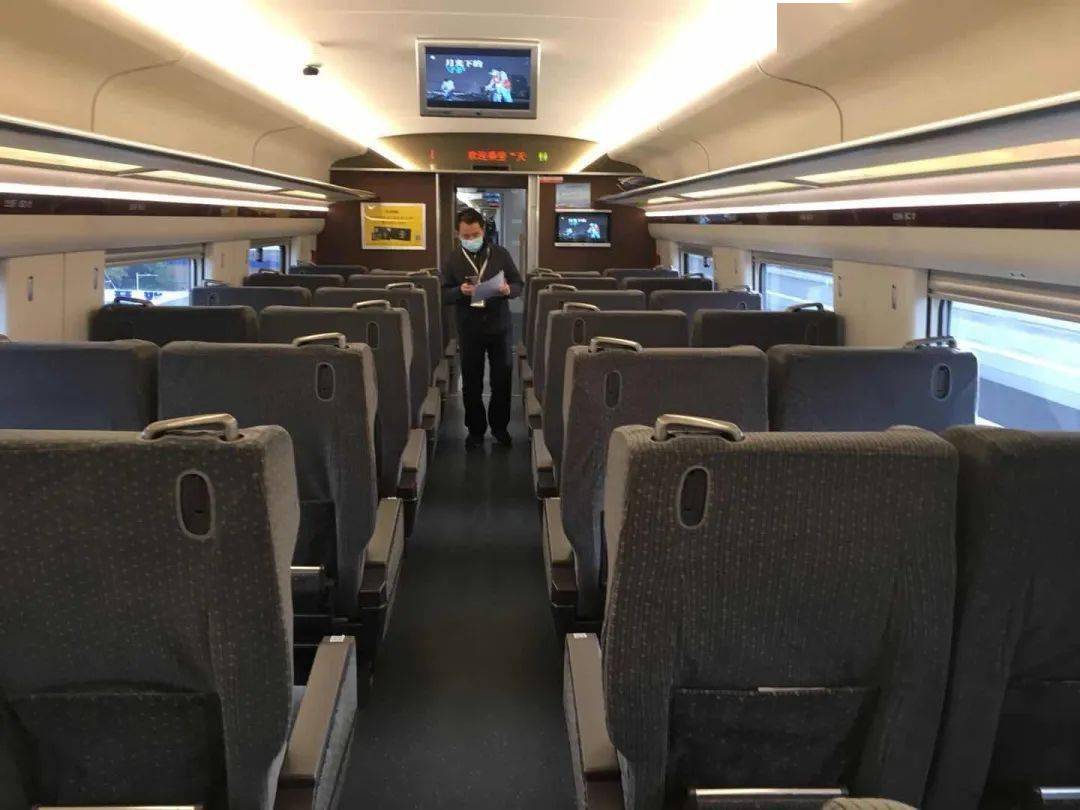 这条高铁来了!_西安北站