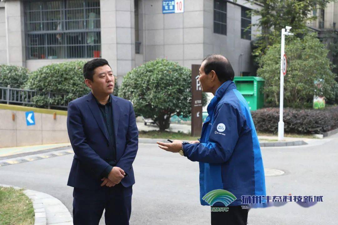 包福鑫一行先后来到新万福路,文昌东路,曙光路,车五