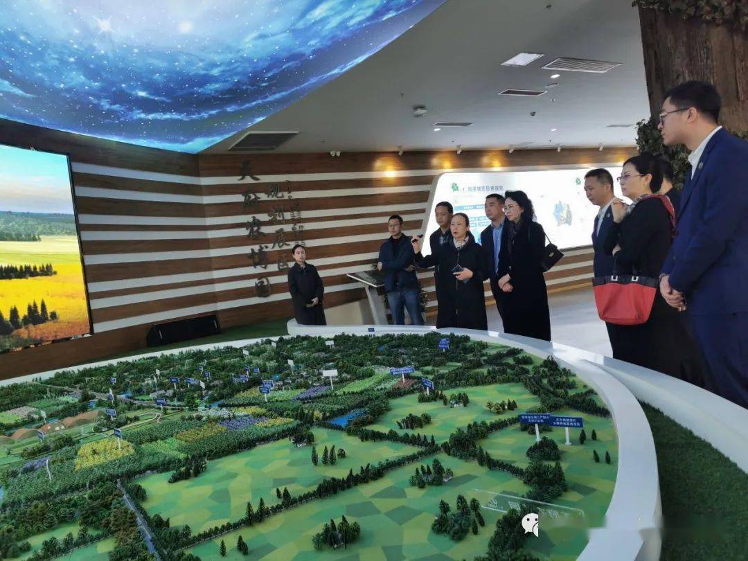 备战旅发22渤海镇随同省文旅厅领导实地考察成都市民宿项目