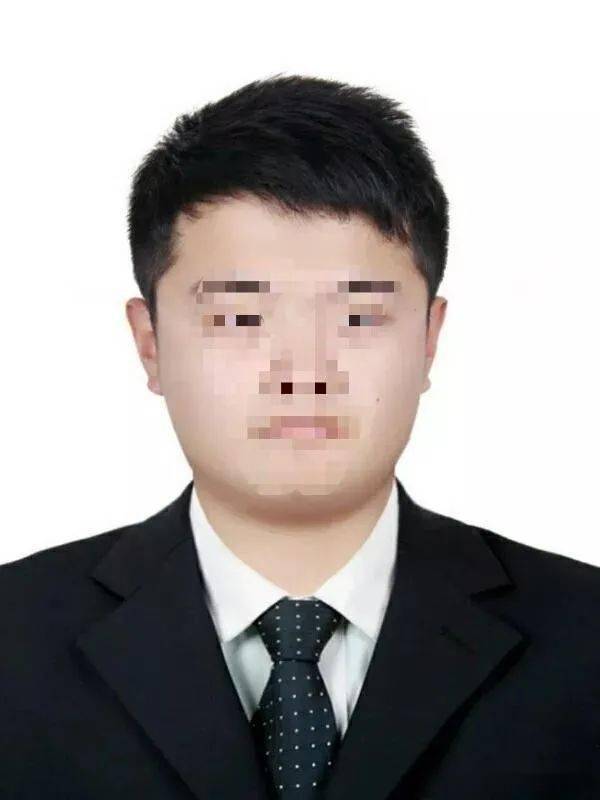 1.准考证照片 .