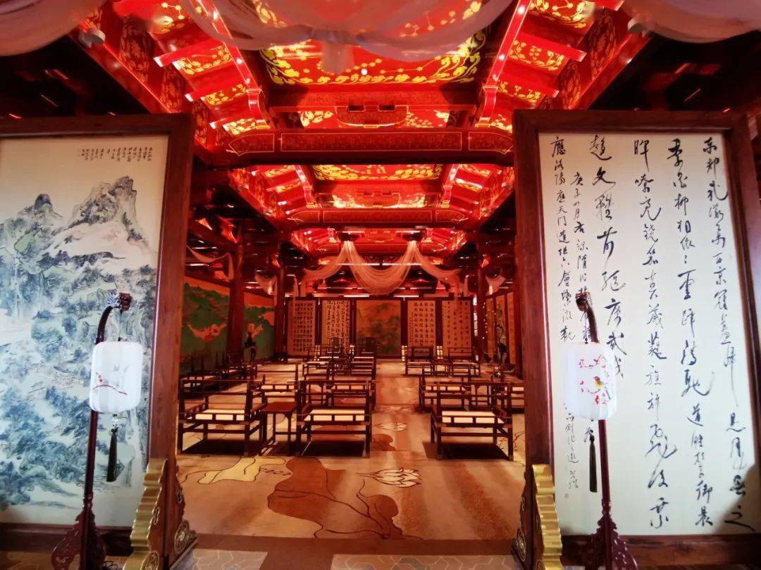 应天门顶层内景李思然(右)在应天门之下介绍覆罩式遗址保护方案应天门