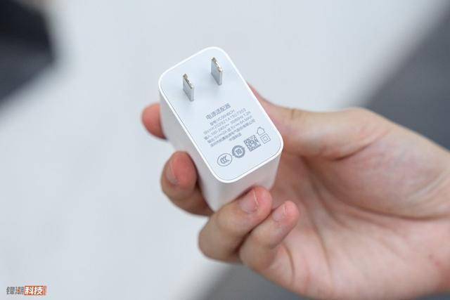 oppok7x上手体验轻盈机身下的续航怪兽