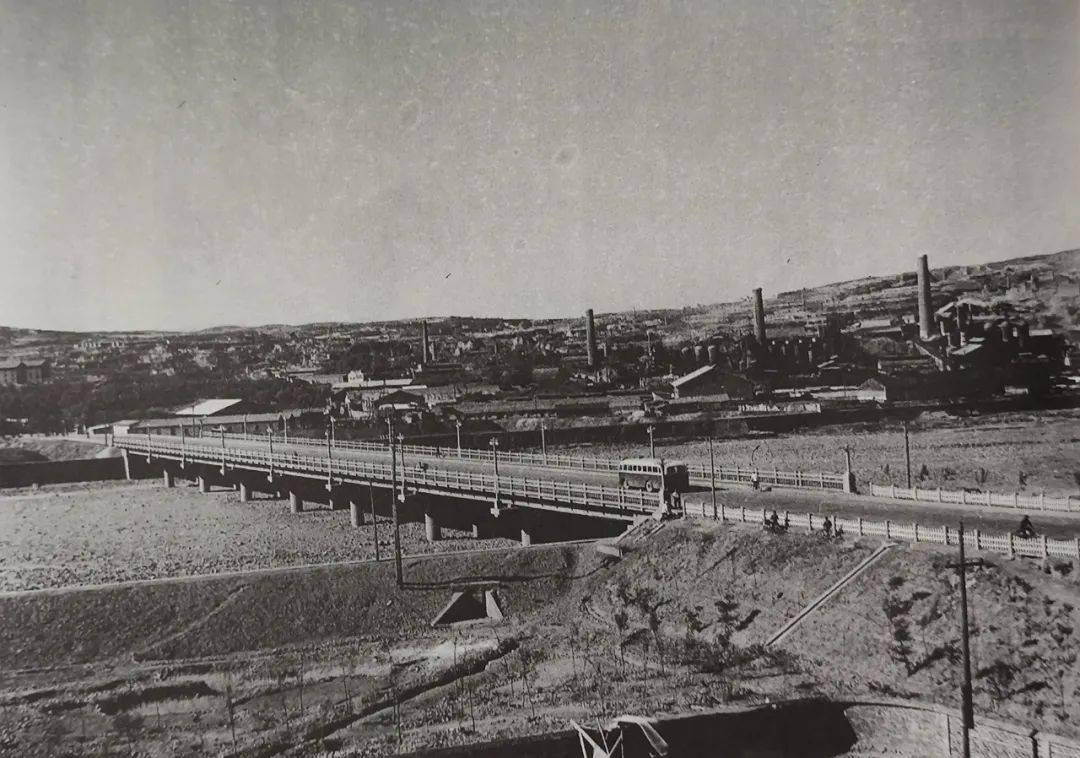 阳泉老照片1962年的桃河大桥