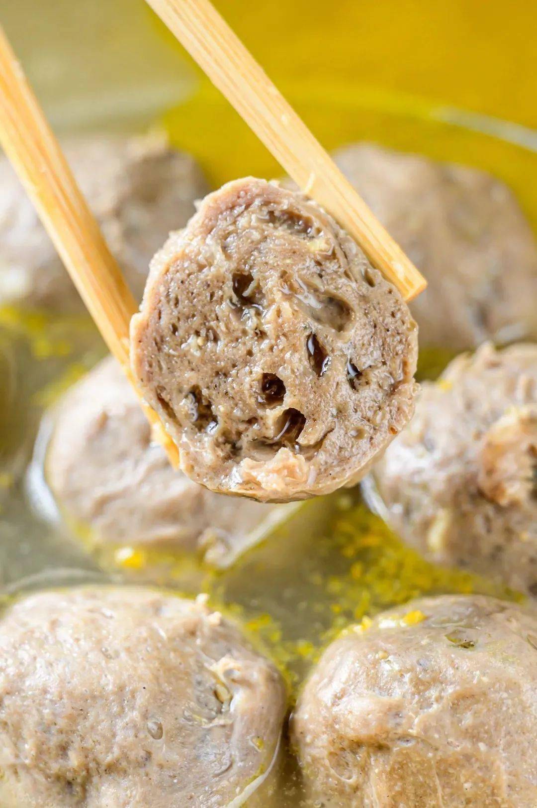 超低价36元斤咨询客服有惊喜正宗潮汕爆汁牛肉丸每天卖出数千斤火到