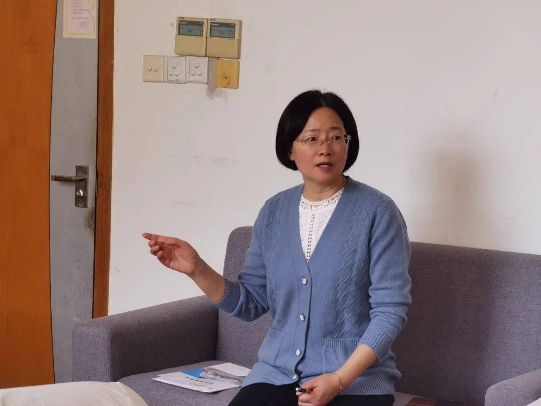 最后,王玉梅就相关工作安排进行了点评,并对教师访谈提出了指导意见和