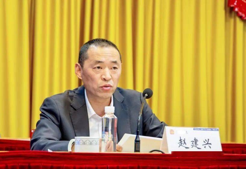 区应急管理局局长赵建兴通报小微企业综合整治推进情况////▲靖江