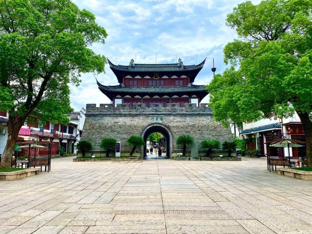 写给金华城的话每一处景色都是如此的迷人叫我怎能不爱她