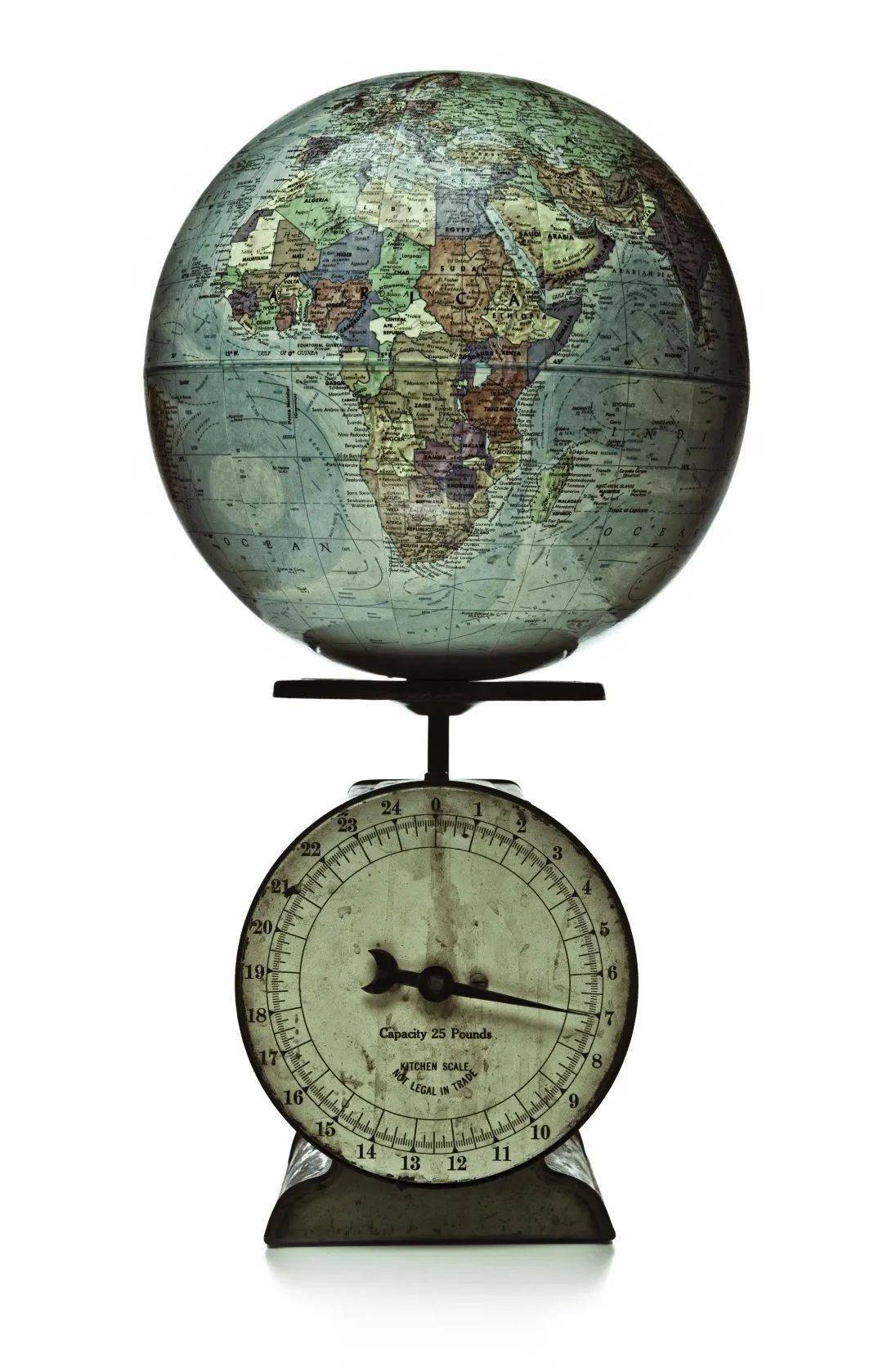 为地球称重"入地"最强记录1990年,苏联科拉超深钻井挖到了12262米的