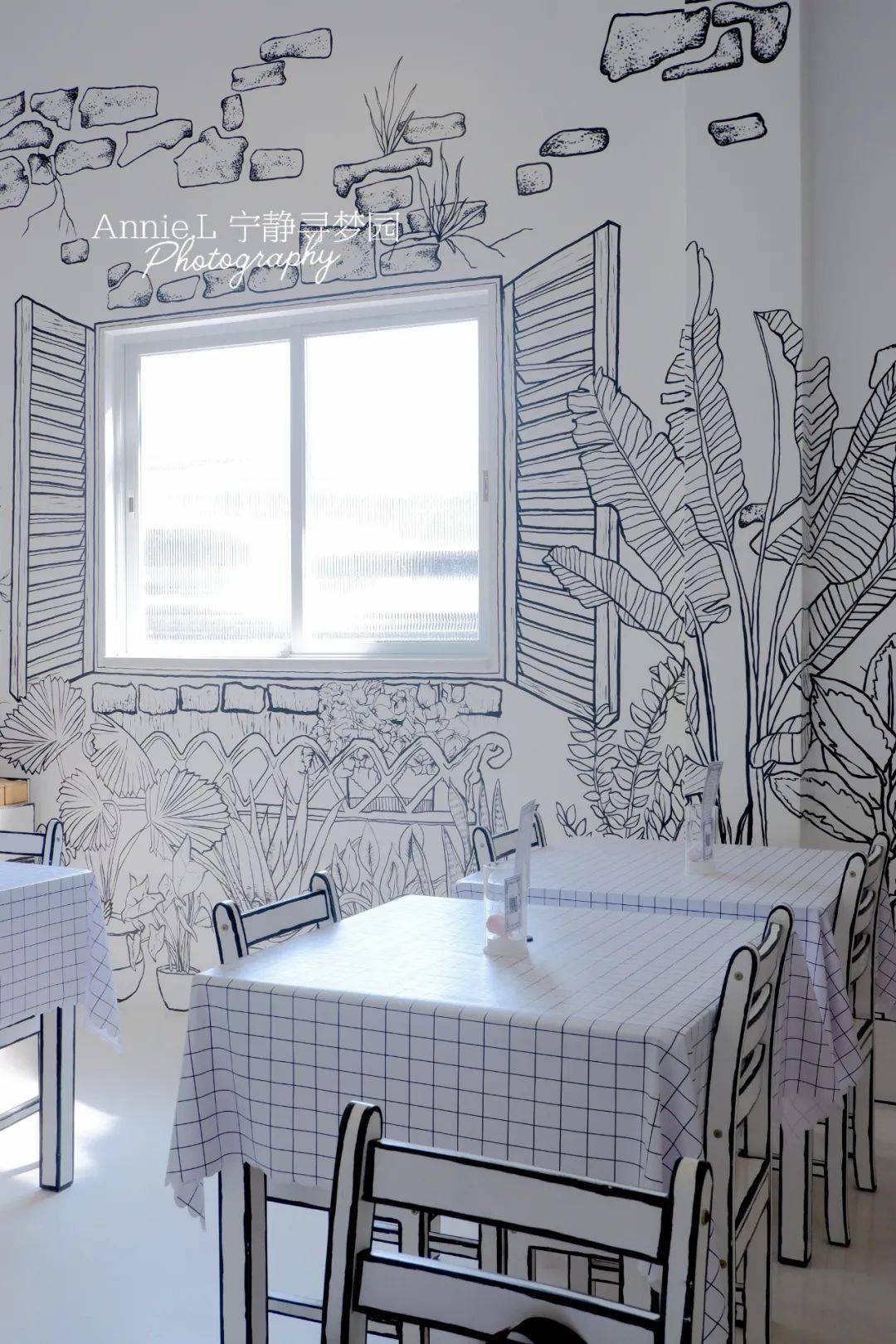 意餐走进二次元手绘画餐厅myflat