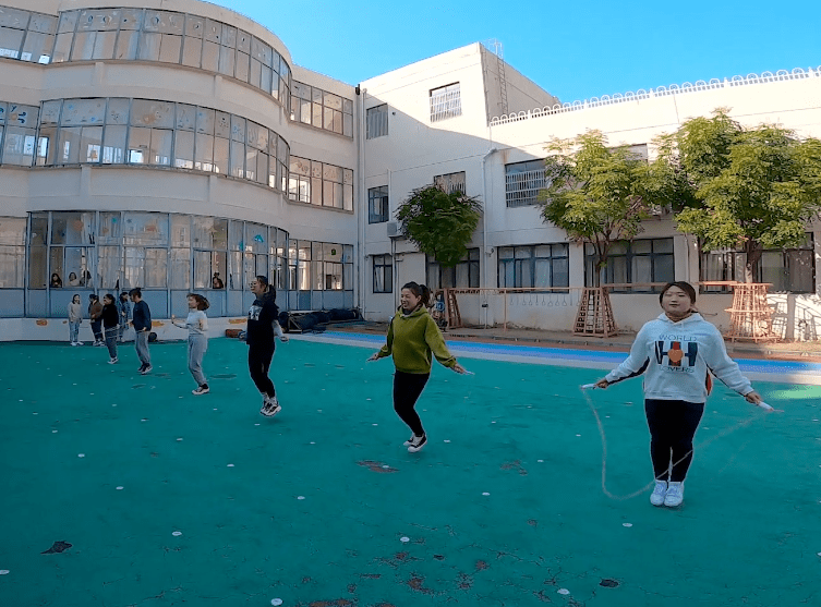 阳光景幼奔跑吧景幼兴化市景范幼儿园教师运动会