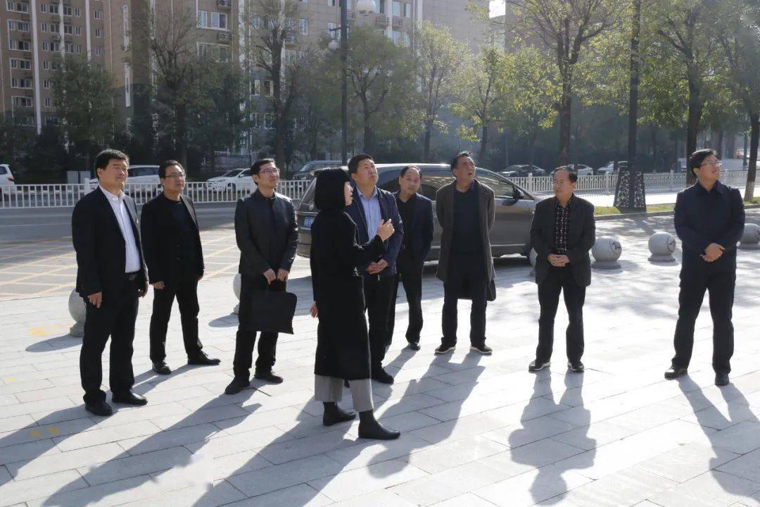 在市政府教育督导室副主任督学闵渭安,临渭区教育局党工委书记