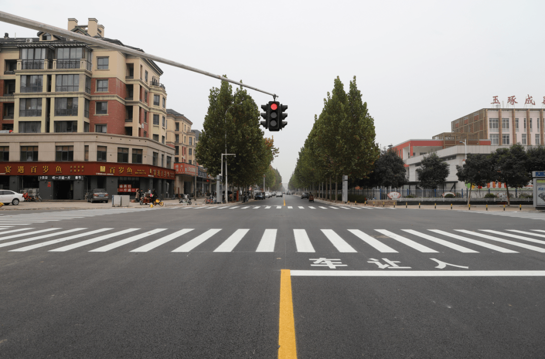 荆梁南路通车啦现场情况是