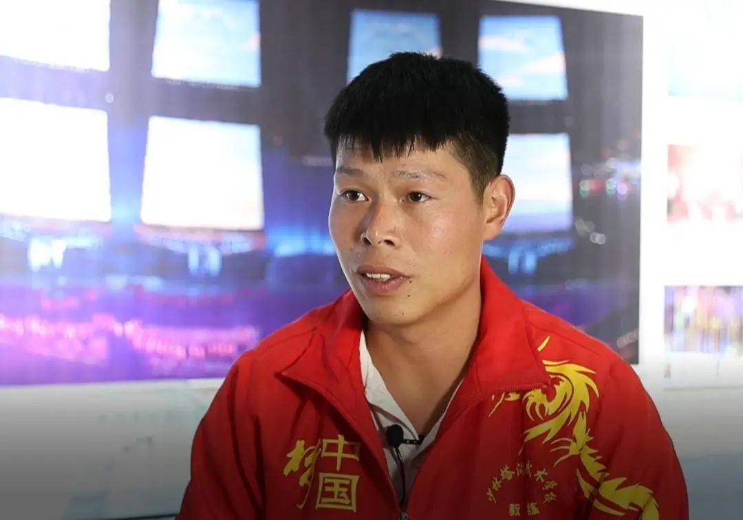 广州亚运十周年刘海科众志成城白云之帆成经典