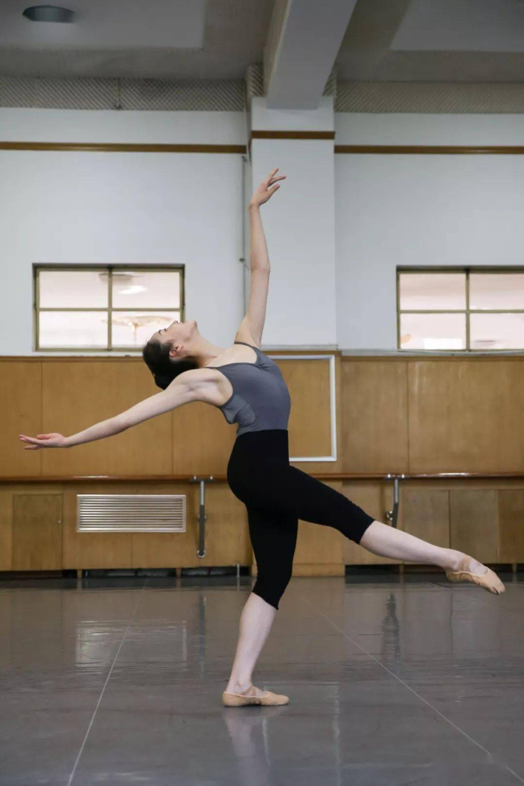 是军艺的姑娘们啊