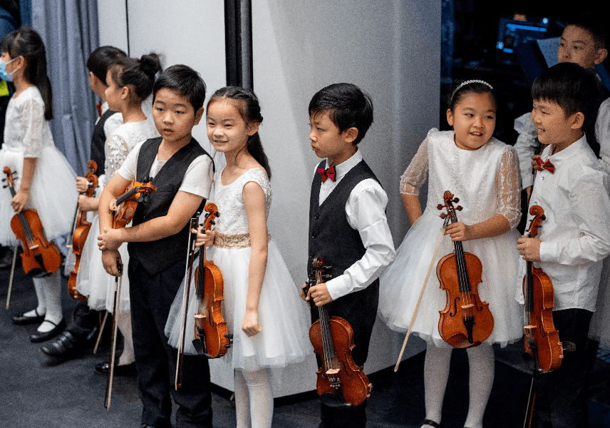 曹鹏与上海城市交响乐团我们用音乐为孩子打开另一扇窗