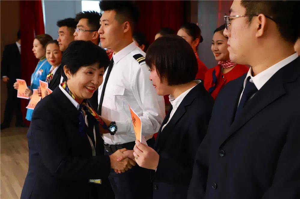 滨才职教文明礼貌月总结表彰大会