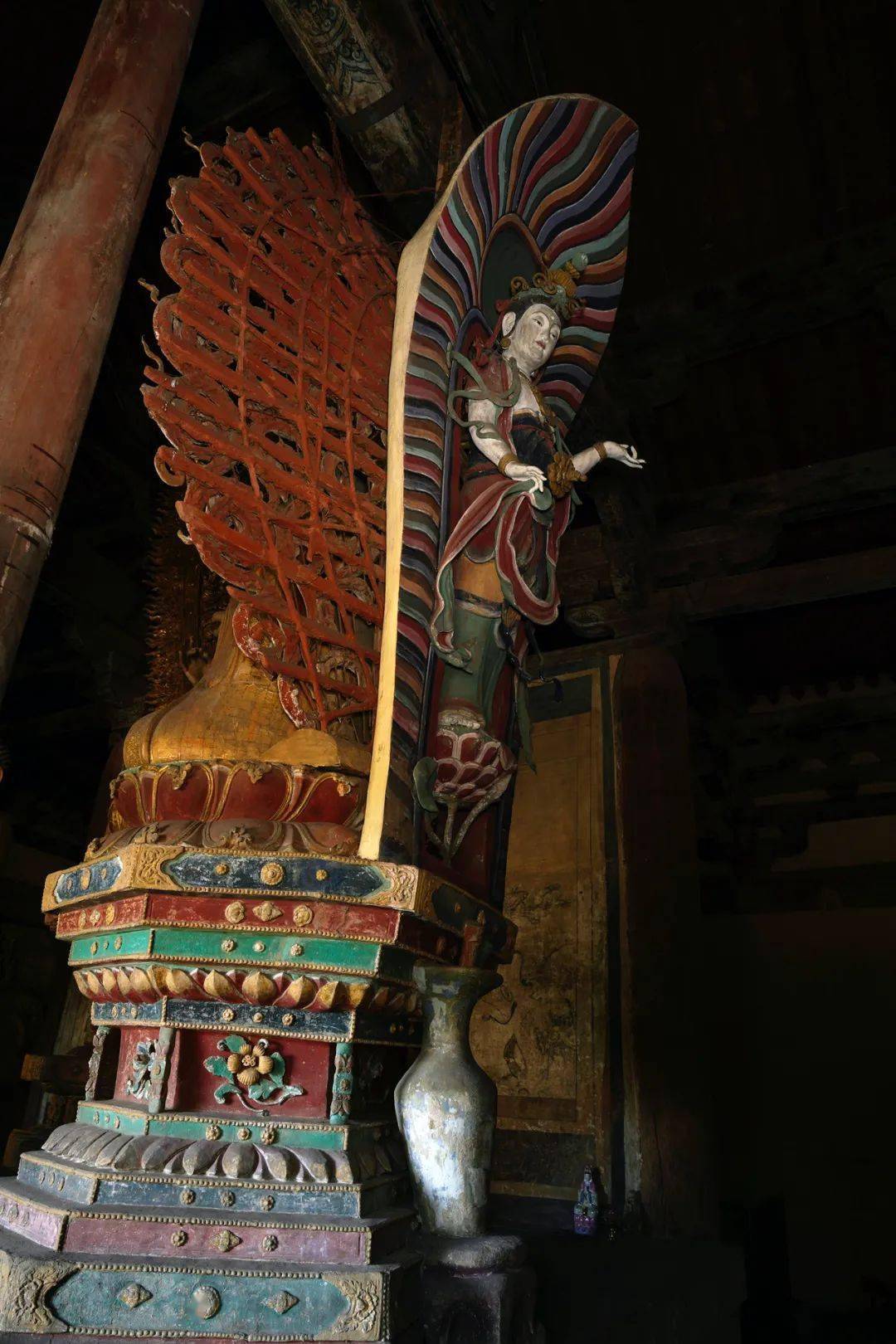 佛影禅境:崇庆寺彩塑