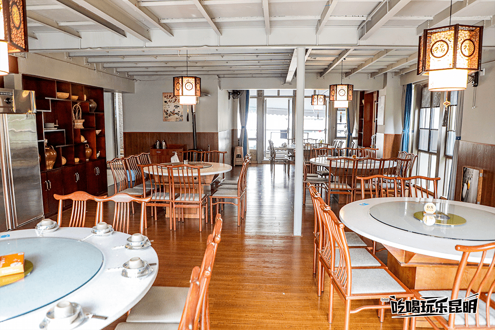 藏在滇池卫城的思茅菜馆正宗地道好吃到妹子都连扒③碗饭