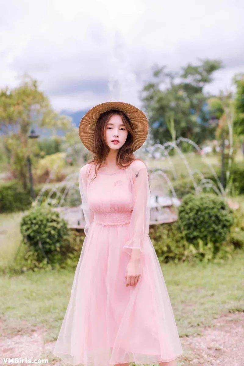 女人性格好不好,看她衣服颜色就知道!