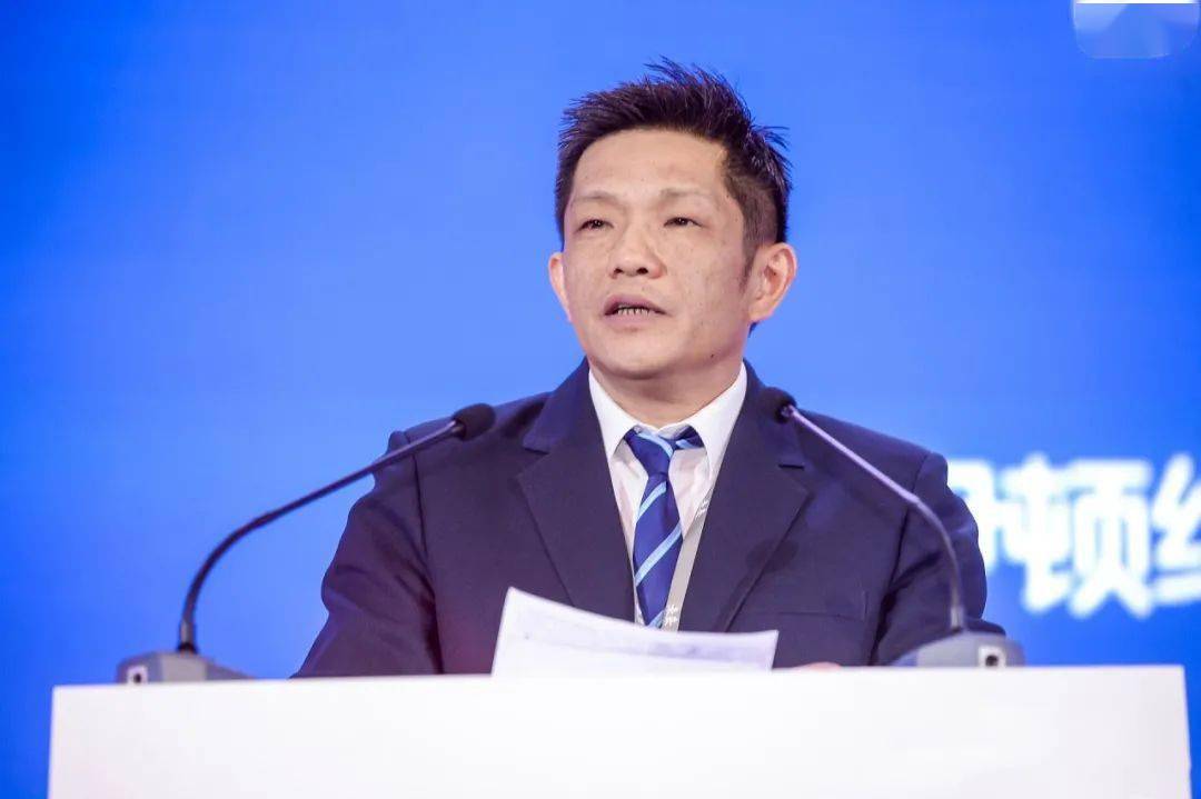 12年来,我们始终在追问,伊顿纪德在做什么?