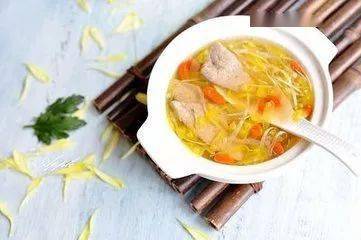 秋冬季怎么护肝呢?这些药膳美汤绝对不会错