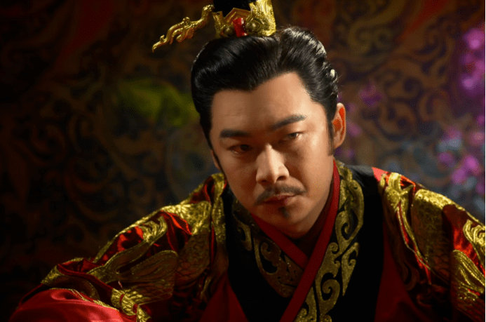 《芈月传》中的楚怀王越国的灭亡对中国南方民族而言是一件大事.