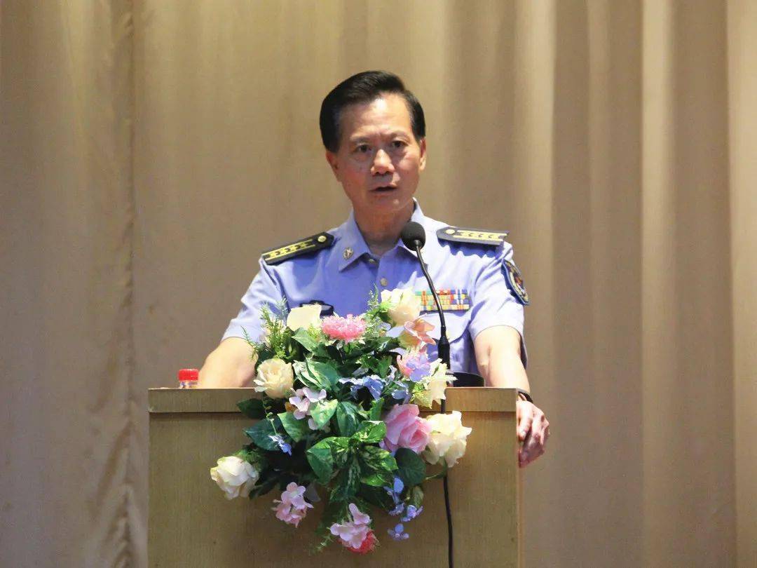 广州军区空军设计院原副院长吴立中回道滘讲学