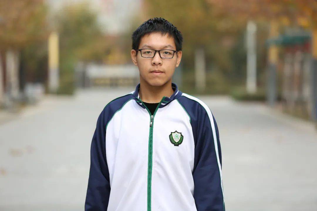 衡水一中高一6部十大道德模范候选人风采展