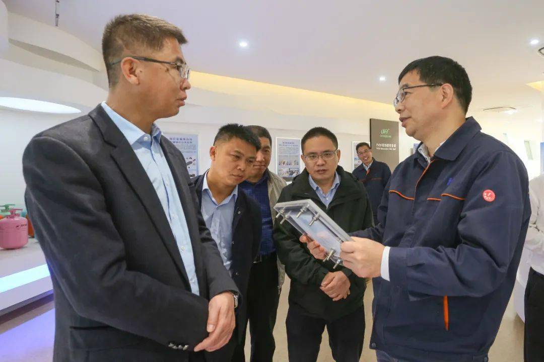 武装部长王伟,新疆生产建设兵团一师四团党政办主任胡彬,新疆乌什县