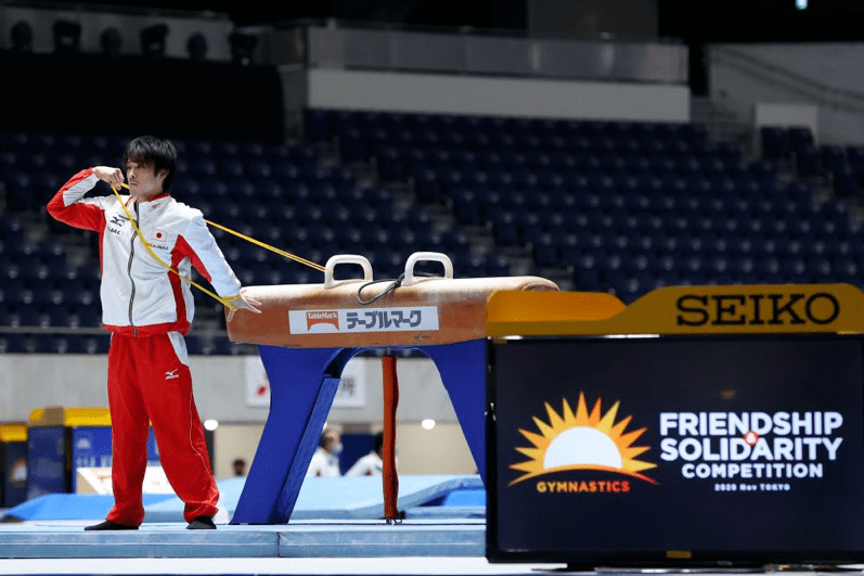 领热点就不讲什么武德了毕竟刚完成一个4982亿的大生意内含福利