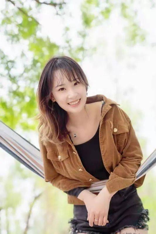 频道主办的全国性垂钓主持人大赛,以主持人身份签约四海钓鱼频道