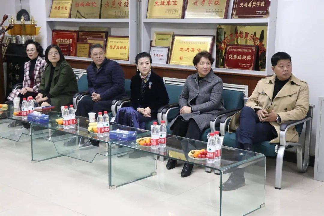 教联体成员校:博迪恒大城小学校长杨雅丽,教导主任张秦,北大新世纪