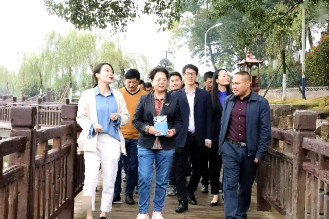 湖北省嘉鱼县政协来栗考察学习文化旅游融合发展工作