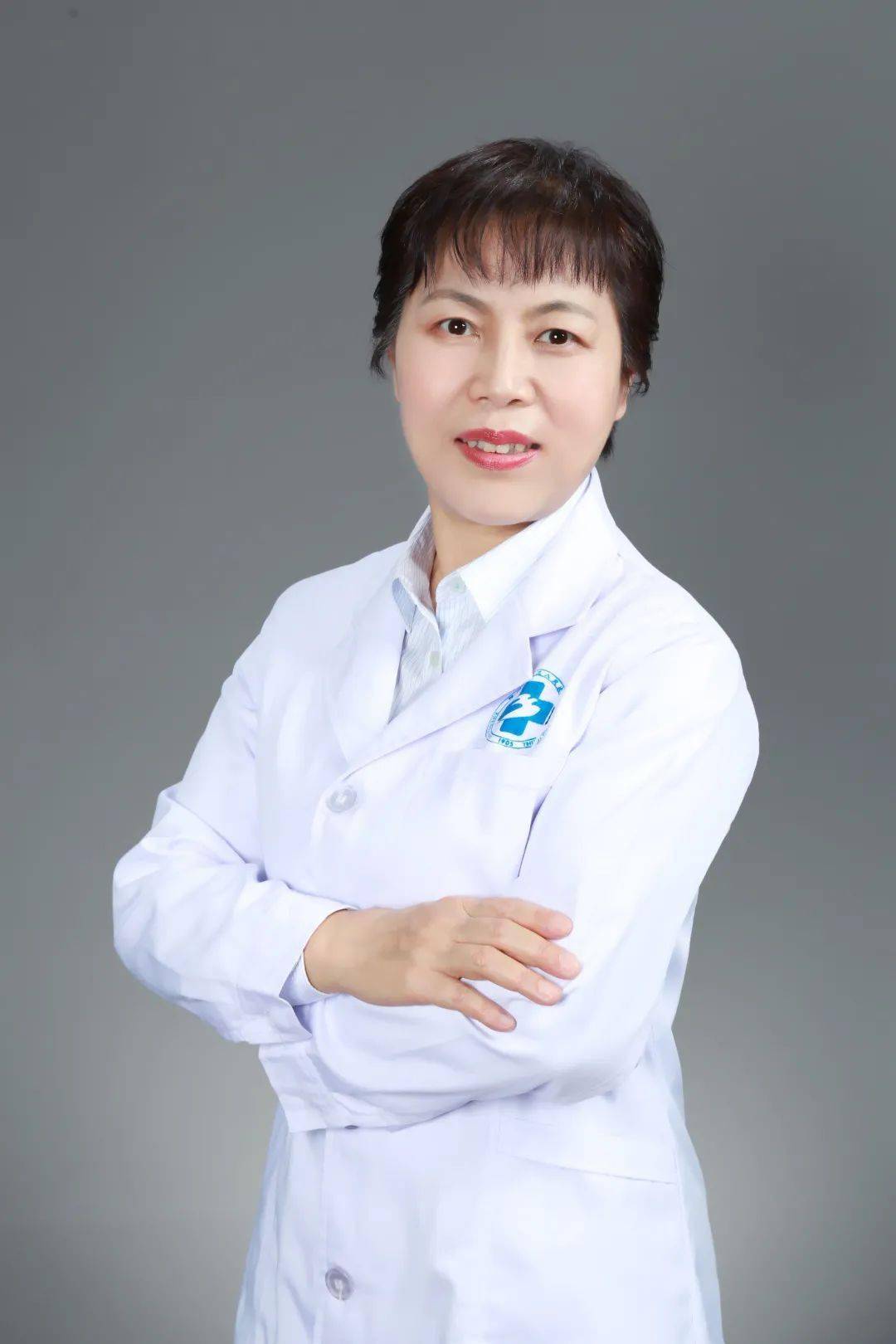 前沿有痣就要抠掉它无知行为传来噩耗
