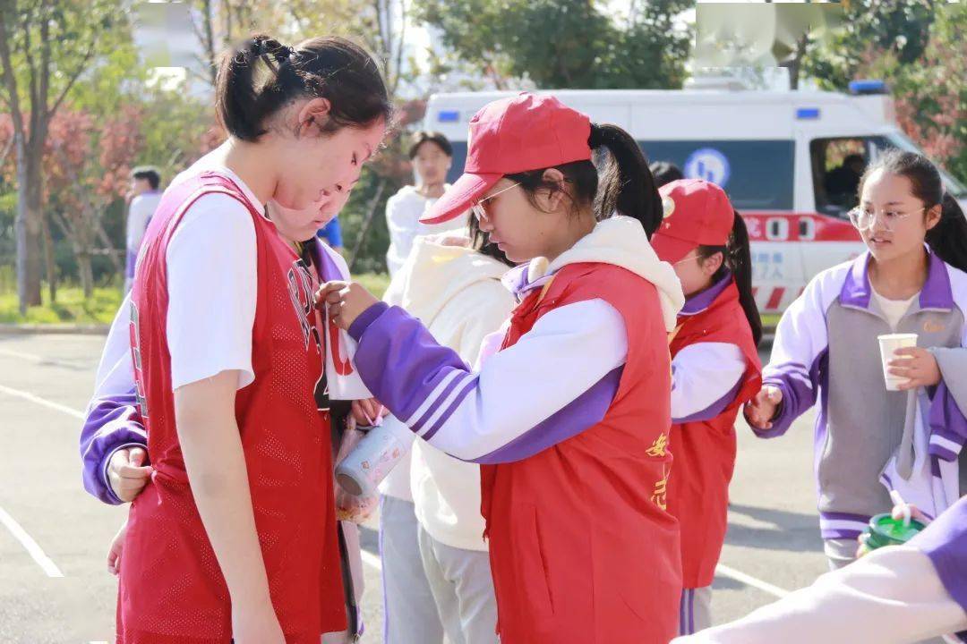 为你们点赞安宁中学太平学校第四届冬季田径运动会志愿者