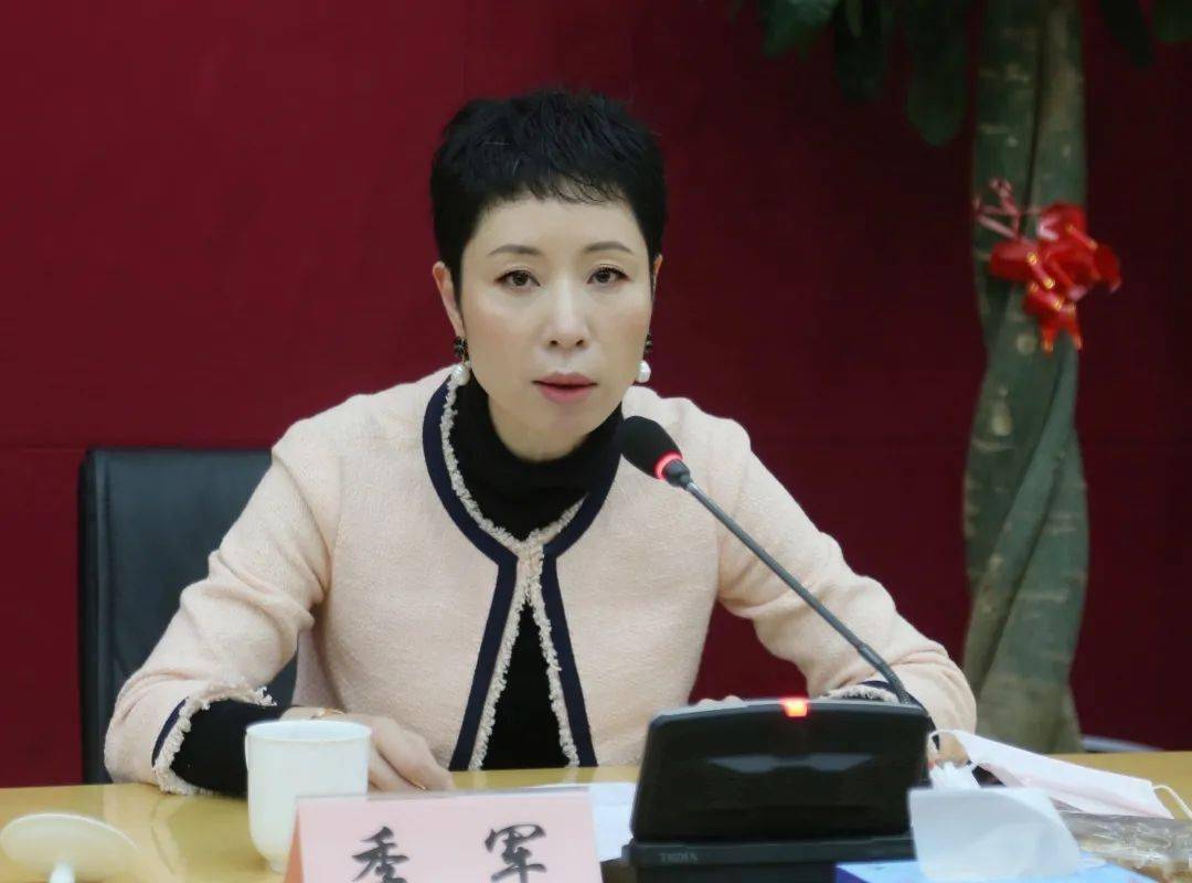 四史教育区委统战部开展四史学习教育专题党课