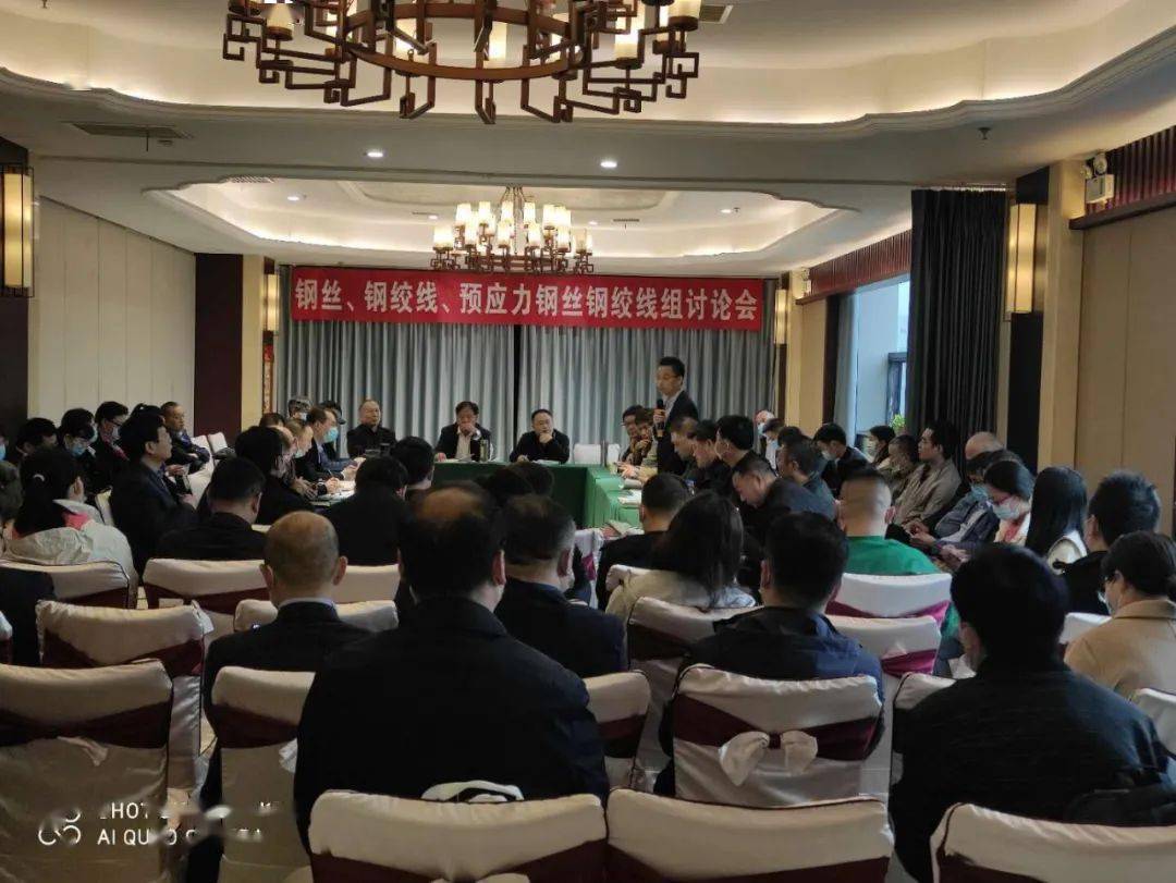 交流会活动会场布置(毕业联欢会活动会场布置)