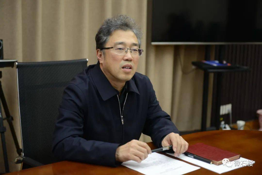 微石楼我县召开清理整治非法占地和违法建筑推进会