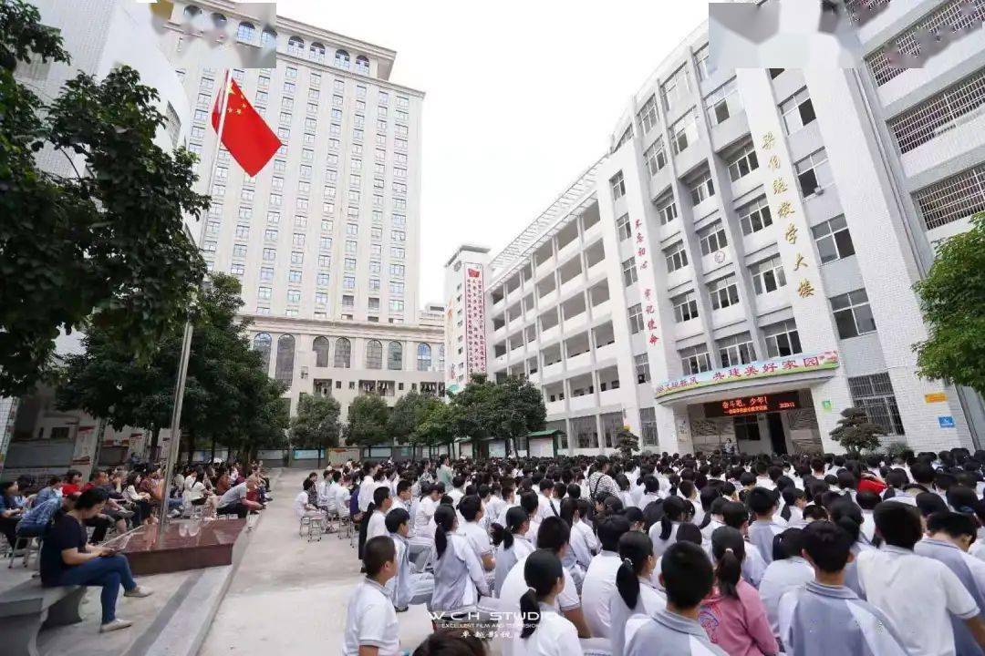 "你是美女英雄"丨蓝猫儿伯聪学校分享《奋斗吧,少年》