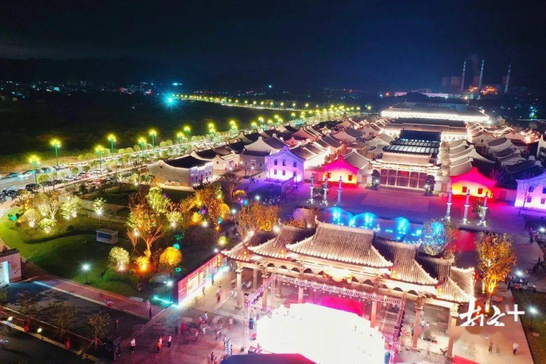 文旅打造华南文旅新标杆12月25日客都人家客乡老街原乡剧场开业迎客