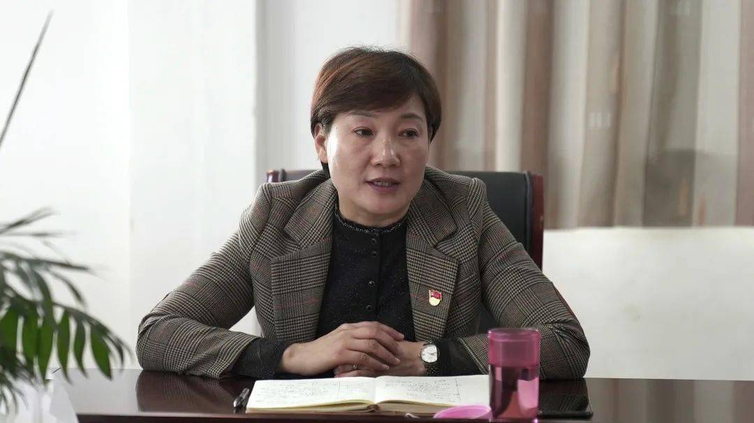 人大动态 | 市人大常委会副主任金玉珍参加新埭镇姚浜村范巷浜党支部